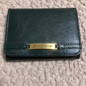 Vintage but New Evan Picone Small Tri-fold Wallet  Dark Green